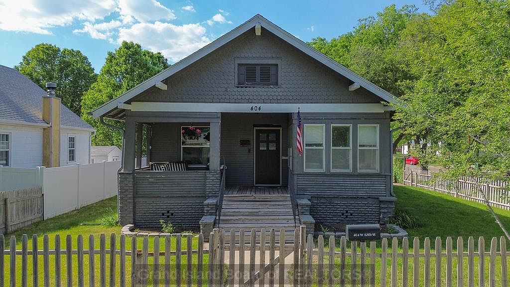 404 W 12th St, Grand Island, NE 68801 | Zillow