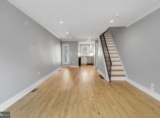313 Mercy St, Philadelphia, PA 19148