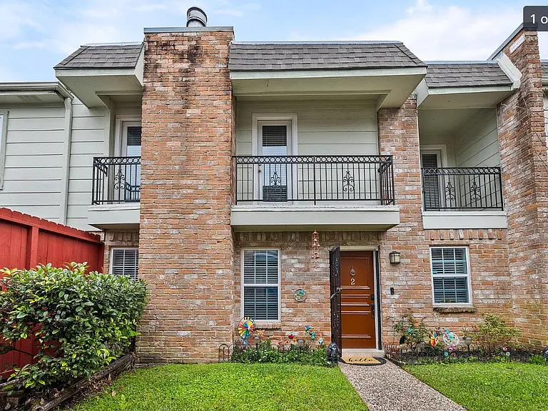 5514 Beverlyhill St — Photo 36