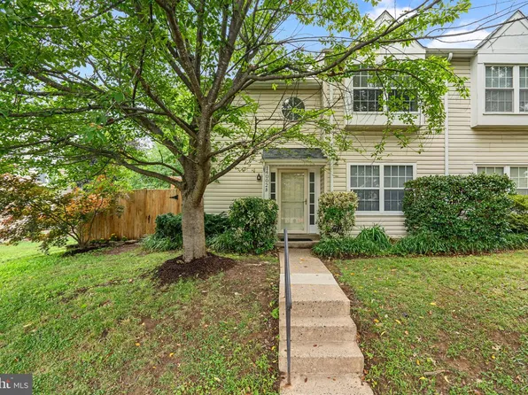 14002 Grumble Jones Ct, Centreville, VA 20121