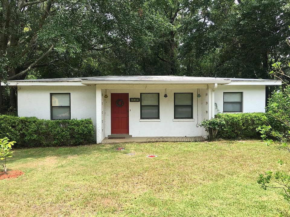 1st image of 706 W 10th Ave