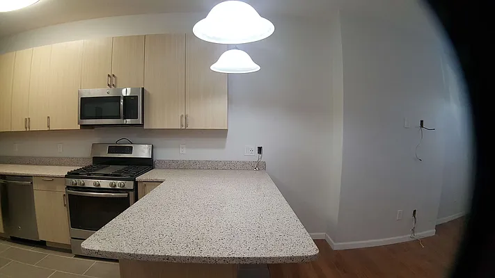 Rented by Sprint Realty | media 11