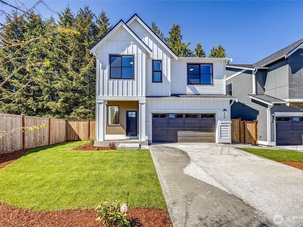 5053 NW Cedarside Loop, Silverdale, WA 98383