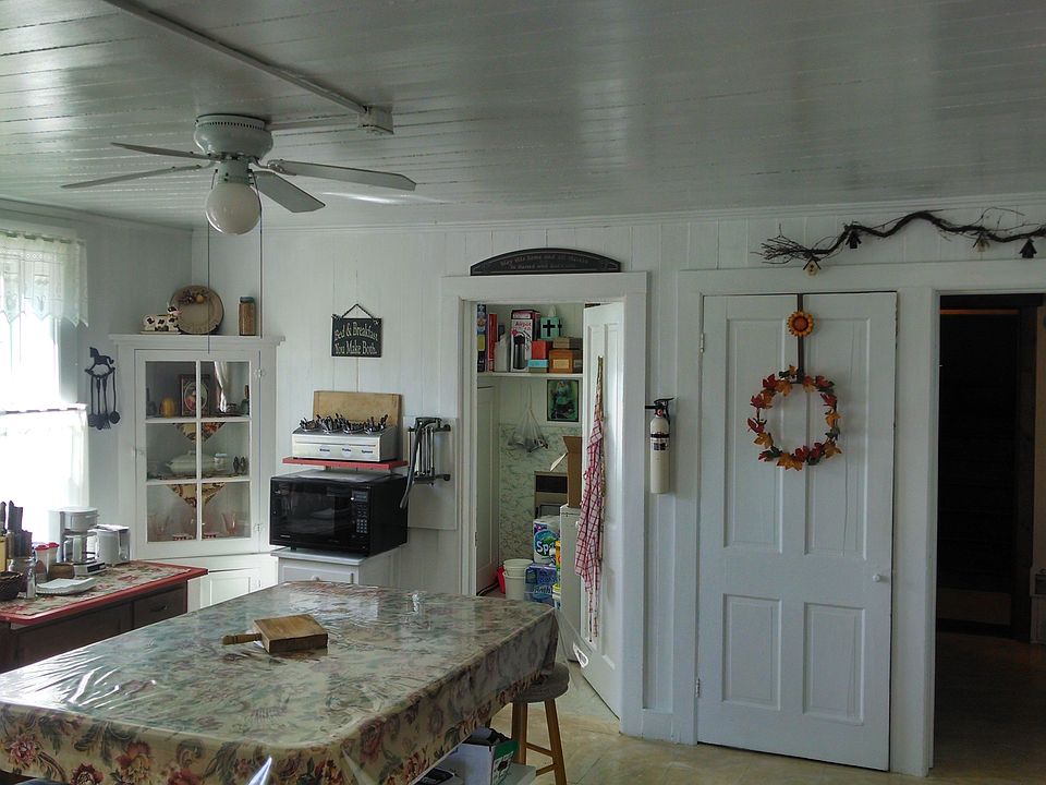 194 Hc 76, Helvetia, WV 26224 Zillow