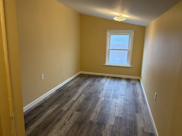 120 E 1st Ave #301 — Photo 5