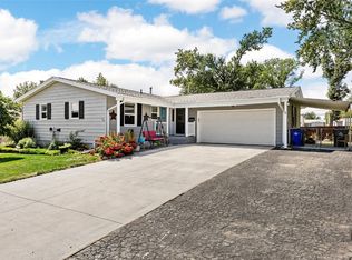 138 Eastview Dr NW, Cedar Rapids, IA 52405