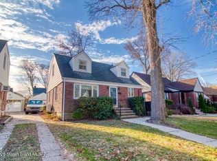 126 Goodwin Ave, Staten Island, NY 10314