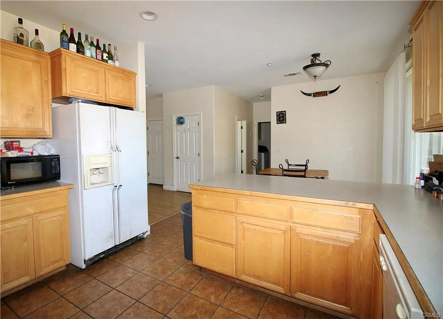 Super Close To Poly- Approx. 1000 Feet From Cal Poly Grand Avenue Entrance-Very Close — Photo 4
