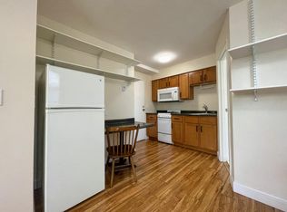 401 8th St SE #2, Minneapolis, MN 55414