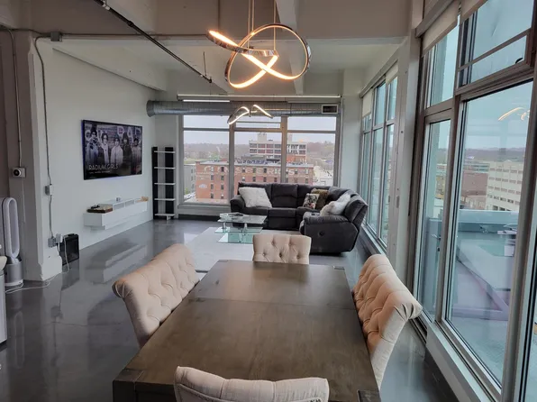 120 SW 5th St, Des Moines, IA