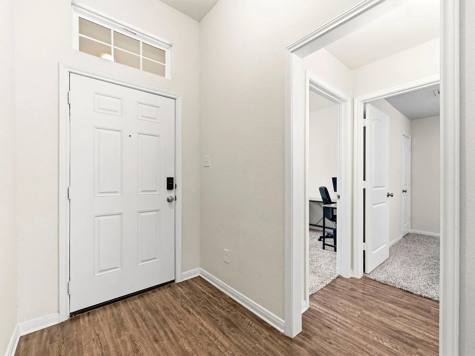 3 bed, 2.0 bath, 1546 sqft, $2,000 — Photo 3