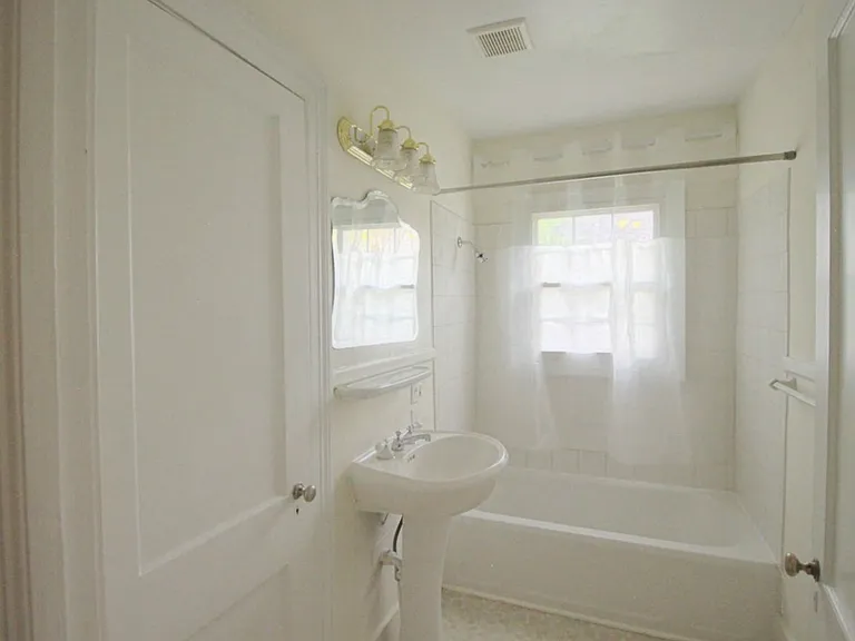 2839 Chapel Hill Rd #A — Photo 12