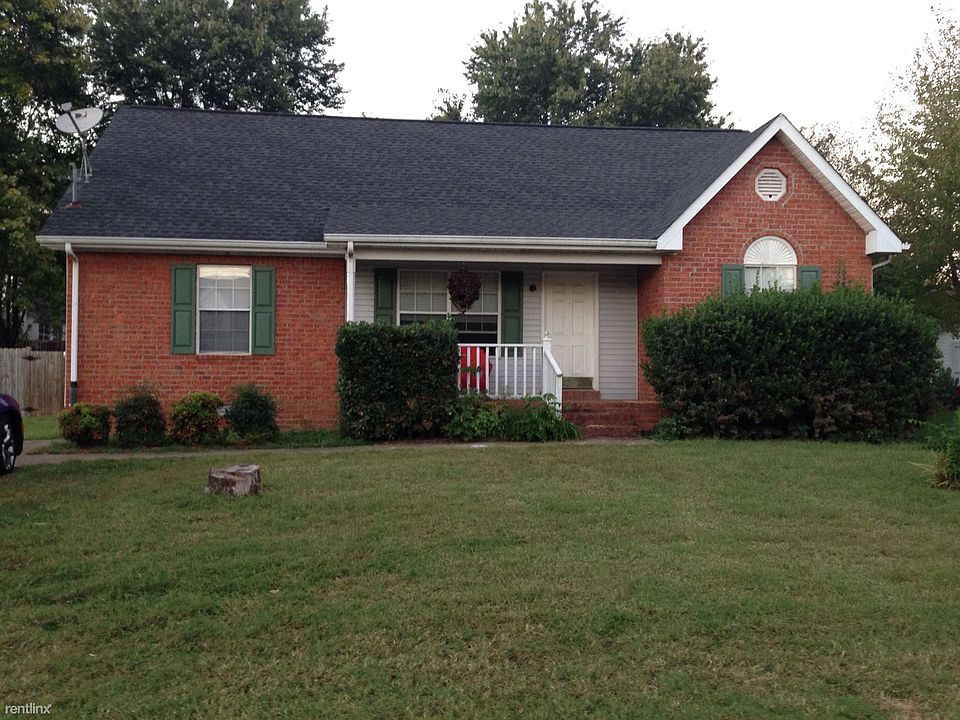 1st image of 200 E Morris Dr