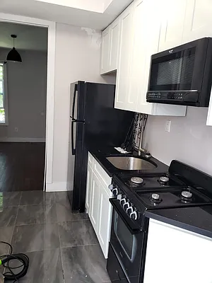 Rented by HFF Realty LLC | media 6