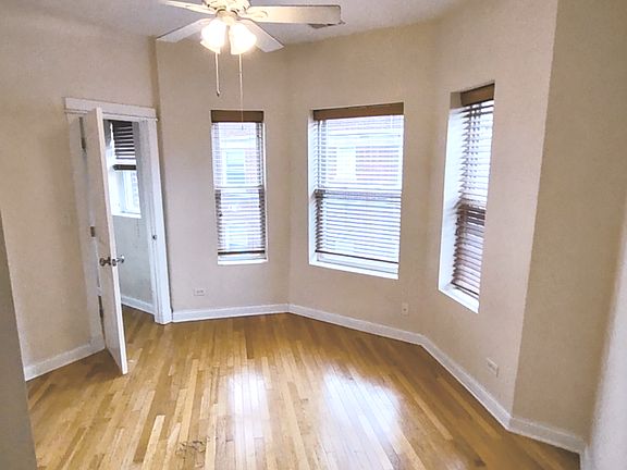 2nd image of 1332 W Greenleaf Ave APT 3A