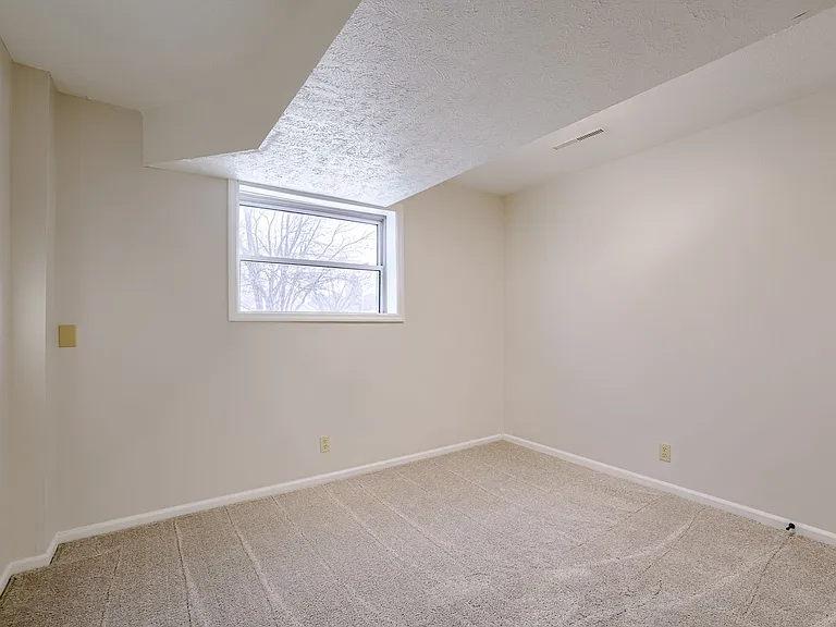 14627 Echo Hills Dr — Photo 17