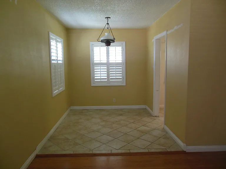 447 Melham Ave — Photo 19