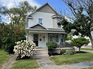 229 White St, Clyde, OH 43410