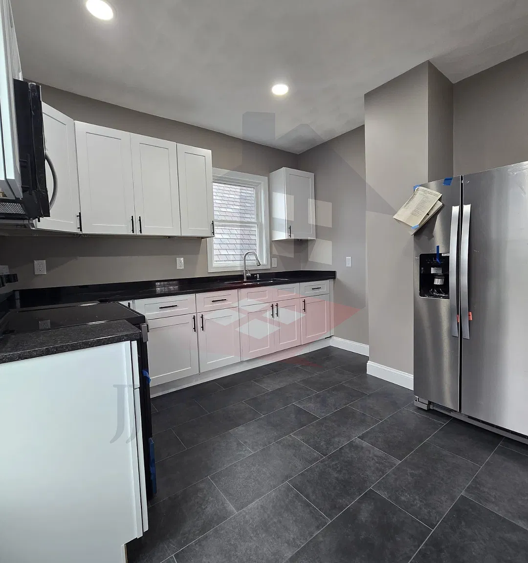 3 bed, 1400 sqft, $2,100 — Photo 4