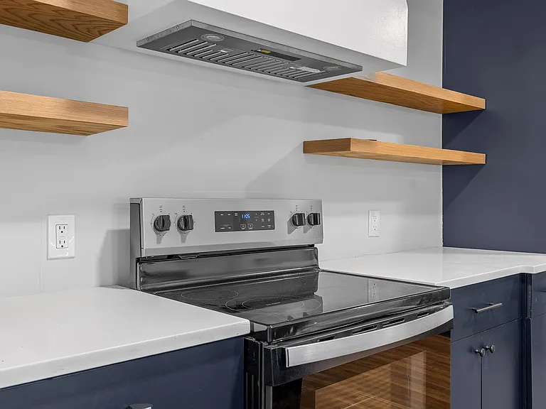 8 Amherst Ave #B — Photo 11