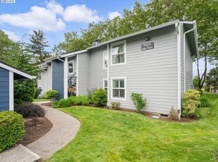 8490 SW Mohawk St, Tualatin, OR 97062