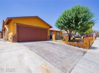 1811 Spruce Ridge Ln, Las Vegas, NV 89156