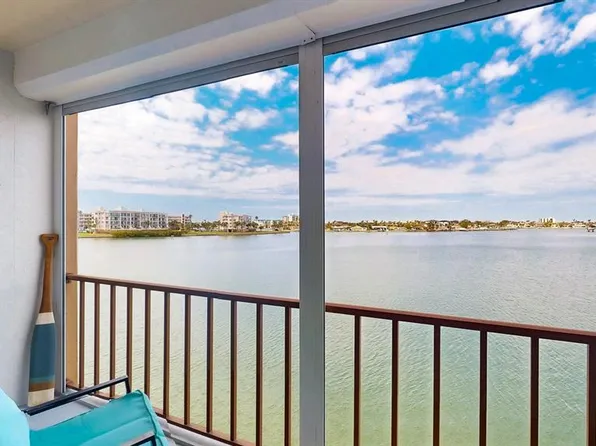 7910 Sun Island Dr S APT 305, South Pasadena, FL 33707