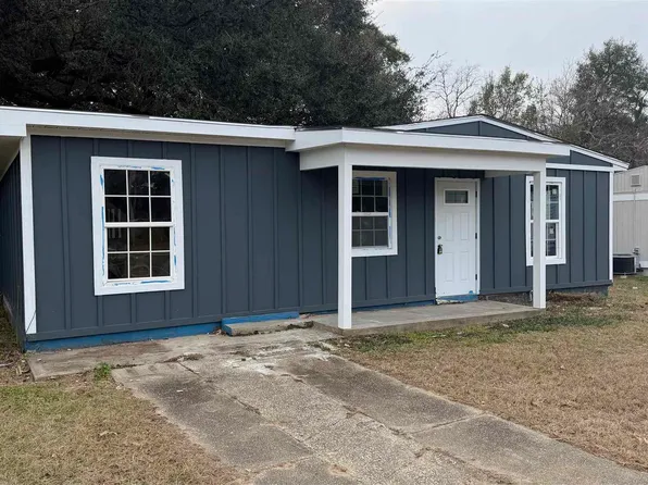 827 Michigan Ave, Pensacola, FL 32505