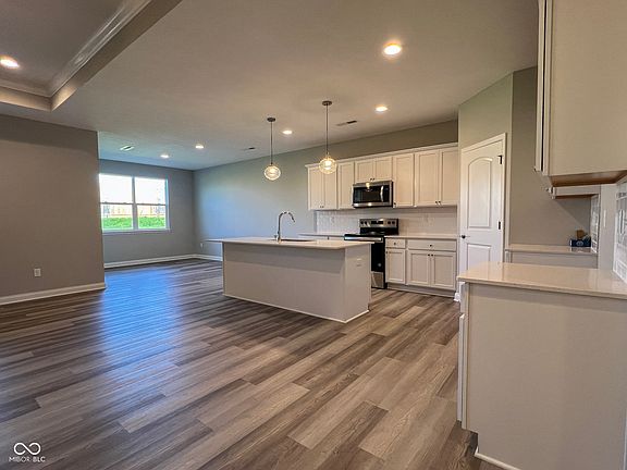 4th image of 6621 Twelve Oaks Dr