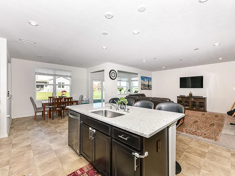5528 Rothbury Rd — Photo 12