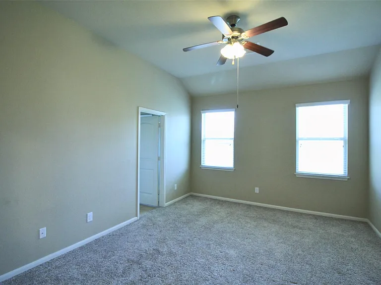 25311 Saddlebrook Ranch Dr — Photo 14