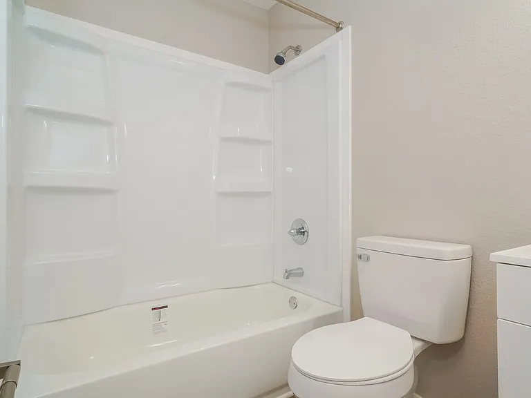 8336 Country Creek Dr — Photo 16
