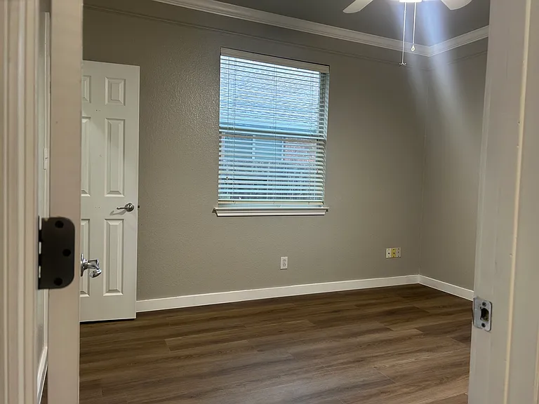 4205 Flat Stone Ct — Photo 3