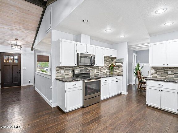 4th image of 413 S Forest Glen Blvd