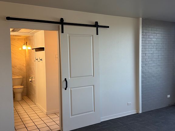 4th image of 1311 Park Ave SW #311
