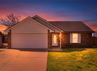 2702 W Margaret St, Rogers, AR 72756