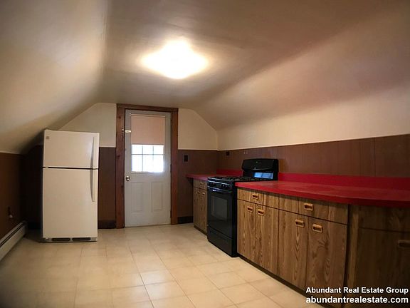 5th image of 133 Templeton Pkwy #3