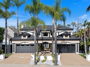 17437 Oak Creek Ct, Encino, CA 91316