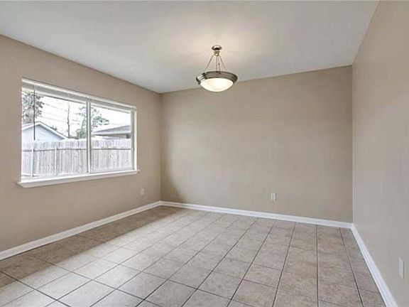 5th image of 169 Becky Dr #1