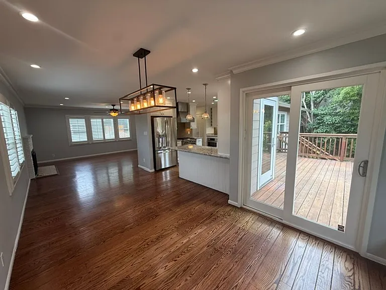 3824 Fernwood St — Photo 4