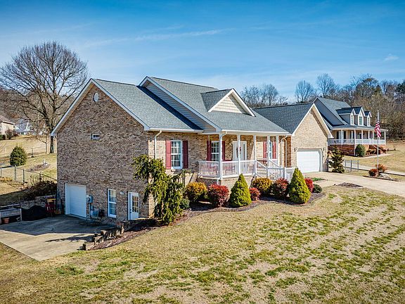 3rd image of 1121 Wahoo Valley Rd