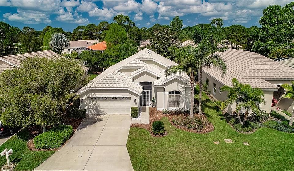 1st image of 1939 Wyndham Dr