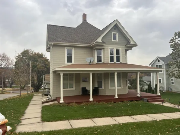 518 5th Avenue, New Glarus, WI 53574