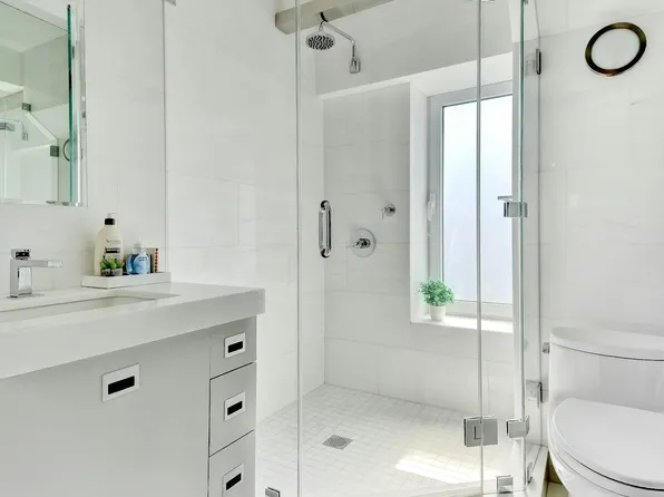 39 West 67th Street image 7 of 7