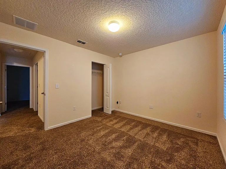 144 Paradas Pl — Photo 7