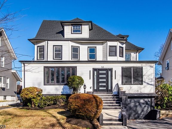 2nd image of 50 Grand Ave