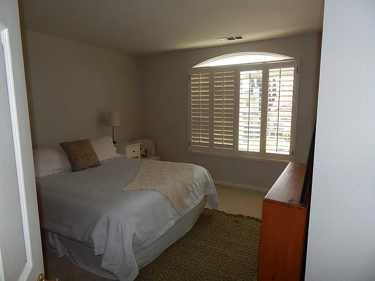 2913 Prado Ln — Photo 24