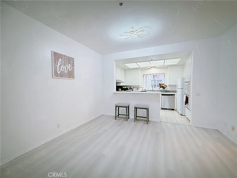 1141 Fairview Ave — Photo 9
