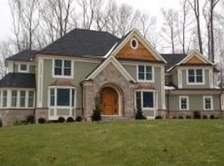 3 Julia Ct, Scotch Plains, NJ 07076