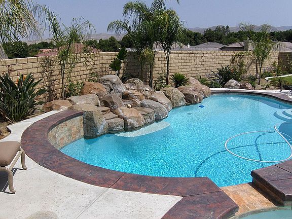 Pool/Rock water fall